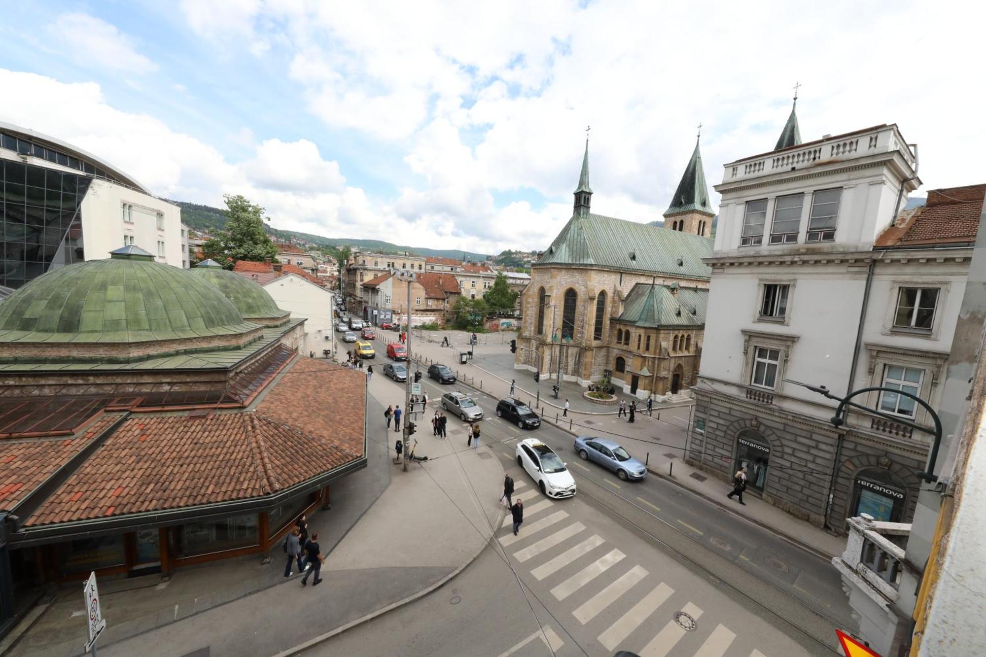 Historijski Luksuz U Starom Gradu, Garage Parking SJJ Exterior foto